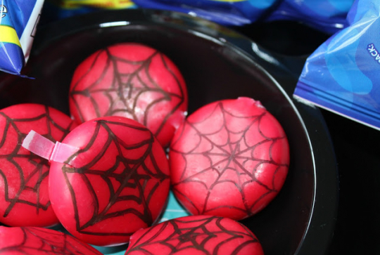 Mini Babybel Spider-Man