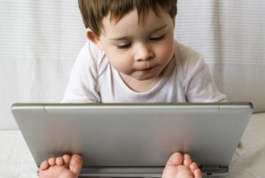 Comment protéger son enfant des dangers d’Internet ?
