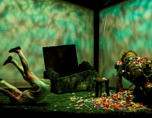 Comment ai-je pu tenir là-dedans ?