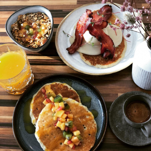 Momy's brunch
