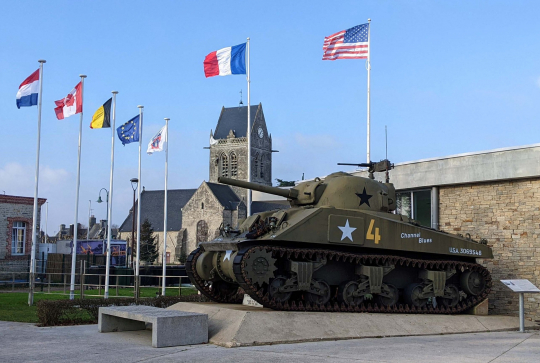 Airborne Museum Sainte-Mère-Église : tank