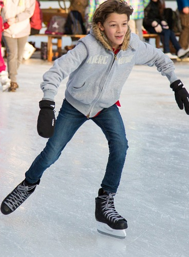Patinoire éphémère sur la Place de la République