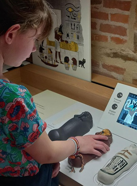 Musée Dobrée : tablette enfants