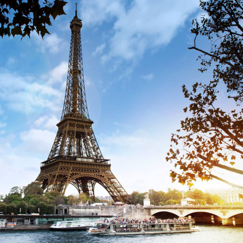 Bateaux Parisiens : croisières en famille sur la Seine