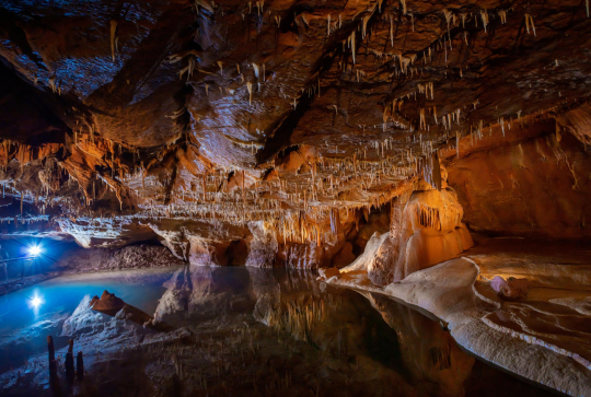 Grottes de Lacave