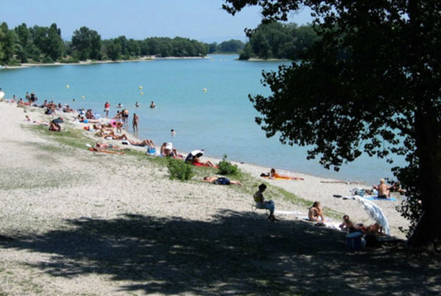 Grand Parc Miribel Jonage : baignade en famille près de Lyon