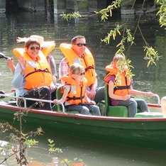 Balade en barque avec l'association Le Giessen