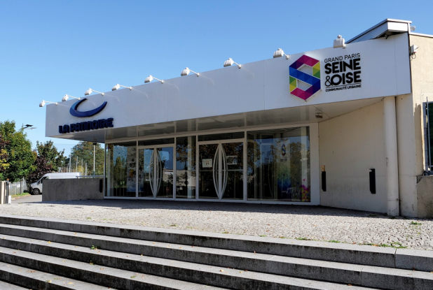 Patinoire : Extérieur