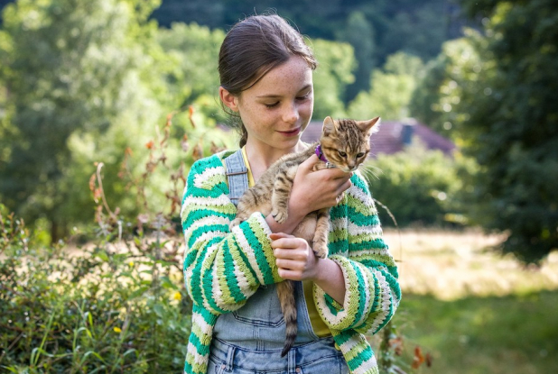 Mon Chat et Moi : le chat dans les bras