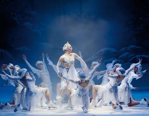 Le Lac des cygnes sur glace, un show magique