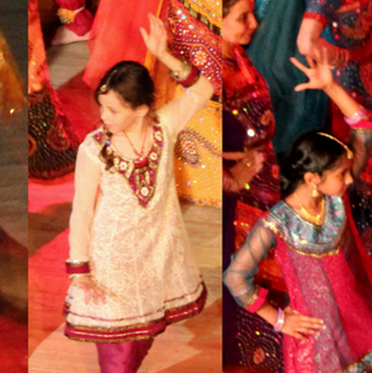 Danse bollywood 111 Lunares