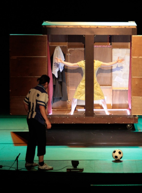 Capas - Compagnie eia