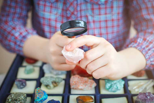 Expériences scientifiques : la fabrication des cristaux