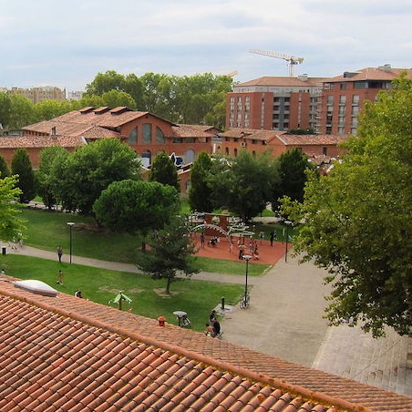Jardin Raymond VI vu de l'hôpital de la Grave
