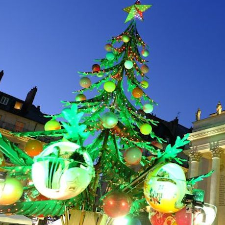 Manège sapin de Noël Place Graslin