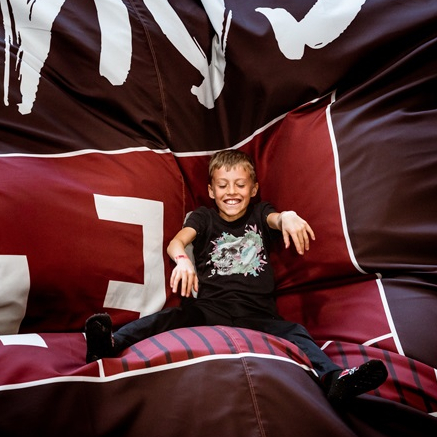 Seven Squares : trampoline park