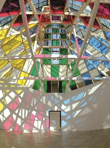 Daniel Buren refait la Pyramide