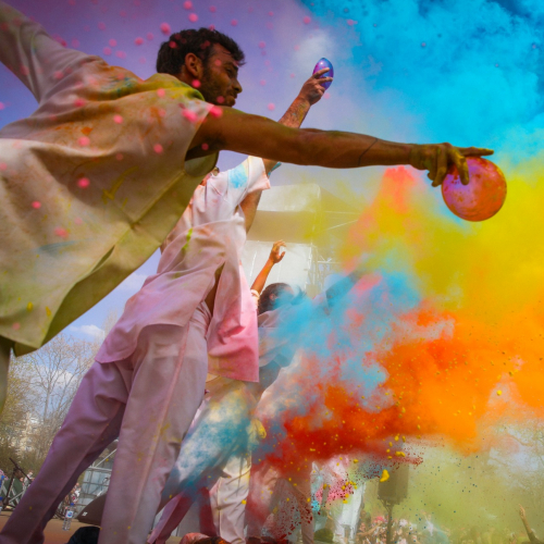 Holi, la fête des couleurs au Jardin d'Acclimatation