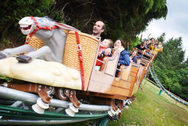 Parc Fenestre : manège en famille