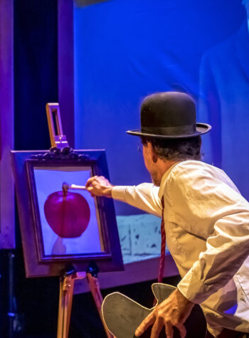 Chut ! Une pomme - Compagnie La Clinquaille