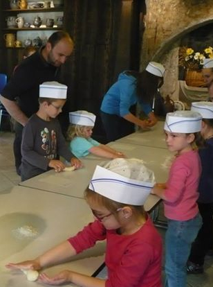 Atelier main à la pate