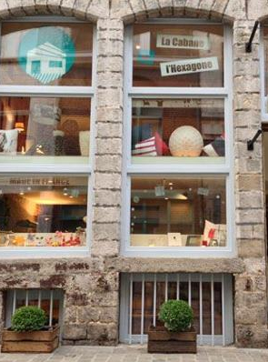 Façade de la Cabane de l'Hexagone