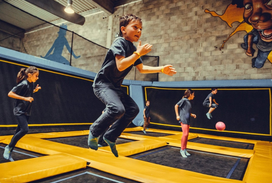 Let's Jump Trampoline Park Toulouse pour les enfants