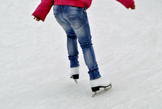 Meilleurs loisirs indoor famille : patinoire