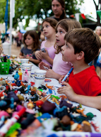 Des enfants à la Mini Maker Faire d'Austin