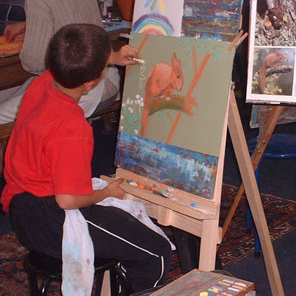 Enfant qui dessine