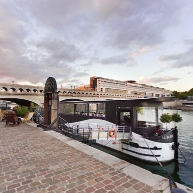 Péniche Théâtre La Baleine blanche