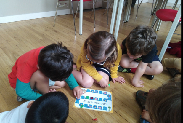 Tiny Tiny School : jeu en anglais pour les enfants