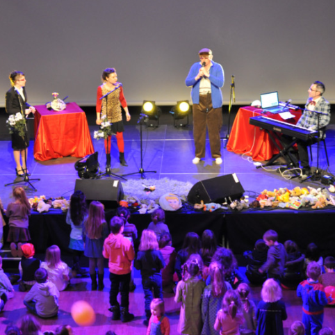 Le Bal Carnaval - collectif de la girafe