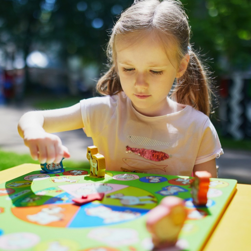 Alchimie du jeu : enfant et jeu de société