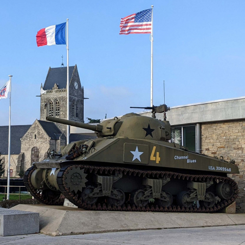 Airborne Museum Sainte-Mère-Église : tank