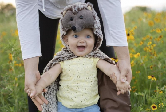 Bébé déguisé en hérisson