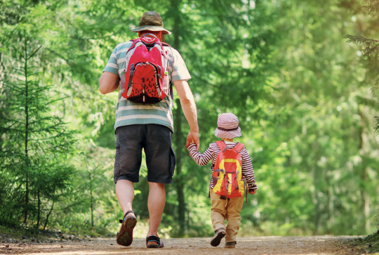 Fêtes des grands-pères : sorties en famille - randonnée