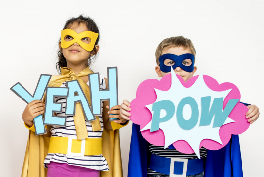 Mode d'emploi pour un anniversaire super-héros (et super-héroïne) - Une déco surpuissante