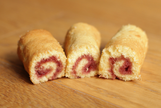 Roulé à la framboise Super Supérette