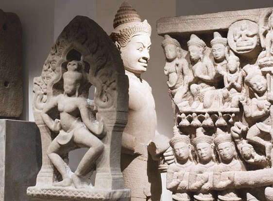 Musée national des arts asiatiques  – Guimet : statues