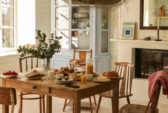 Dans la maison de l'Hôtel le Nessay