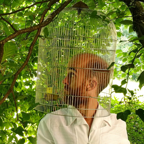 Voler prend 2 L - Cie du tout vivant