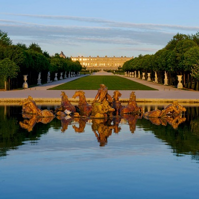 Château de Versailles : fontaine et vue sur les jardins