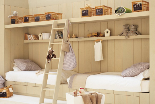 Lits encastrés en bois