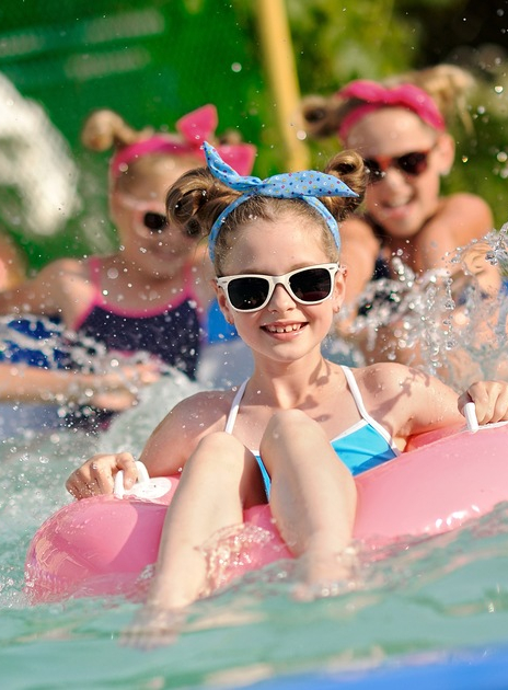 Aquaboulevard Baignade Et Sport En Famille A Paris Citizenkid