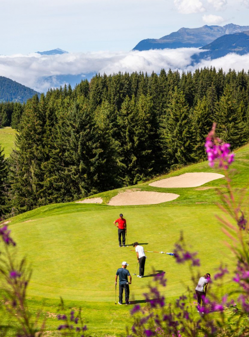 Vacances d'été en famille à Méribel - partie de golf