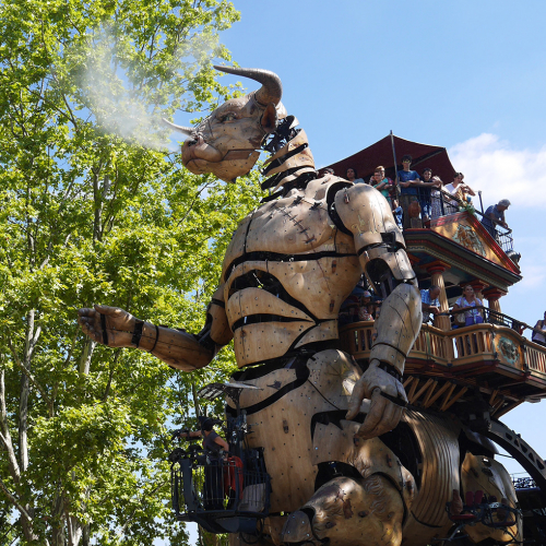 Minotaure Astérion à la Halle de La Machine
