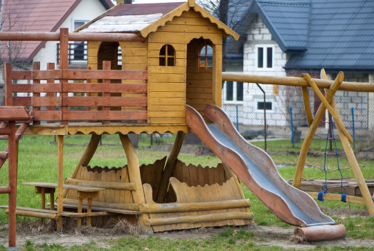 La cabane aire de jeu - Construire une CABANE pour ENFANT soi-même