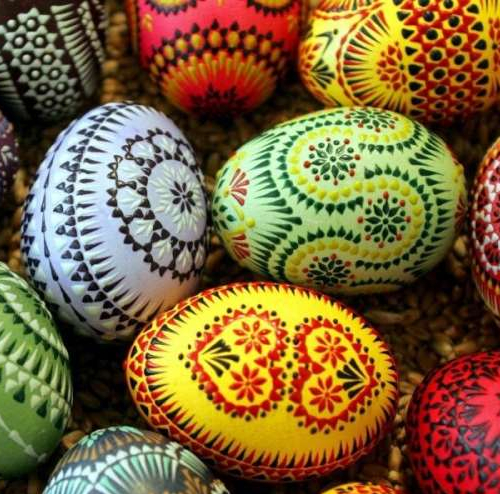 Les œufs de Pâques décorés