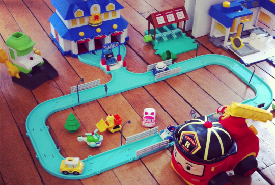 Idée cadeau enfant 1 2 3 4 5 ans Robocar Ouaps